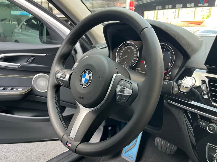 BMW 1 Series 2023 2023款 120i M运动曜夜版