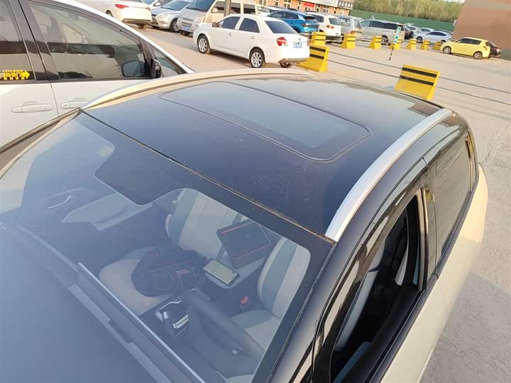 Geely Geometry E Firefly 2024 2024款 301km 星光