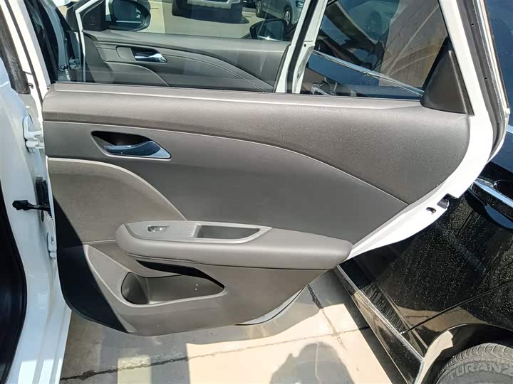 Chevrolet Monza 2024 2024款 1.5L 双离合乐享版