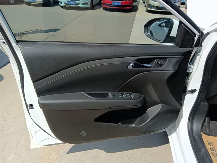 Chevrolet Monza 2024 2024款 1.5L 双离合乐享版