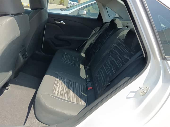 Chevrolet Monza 2024 2024款 1.5L 双离合乐享版