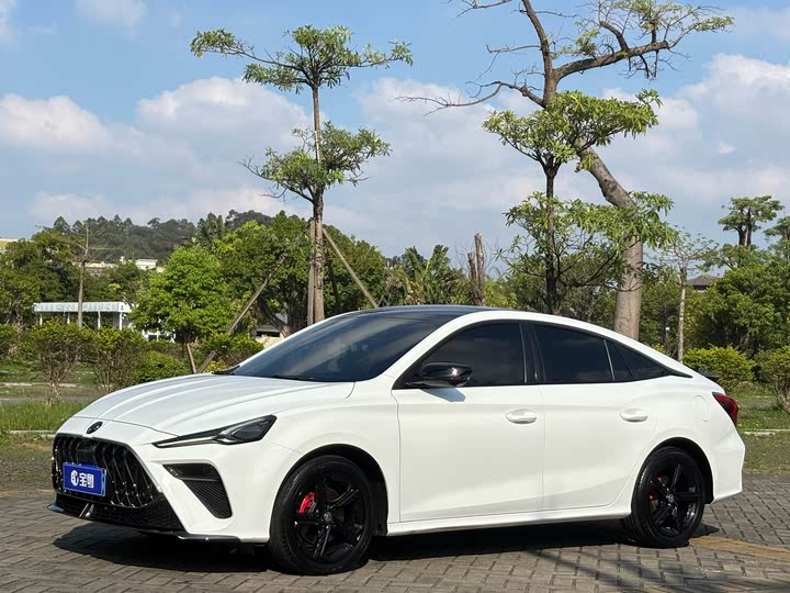 2022 MG Motor 5 Scorpio