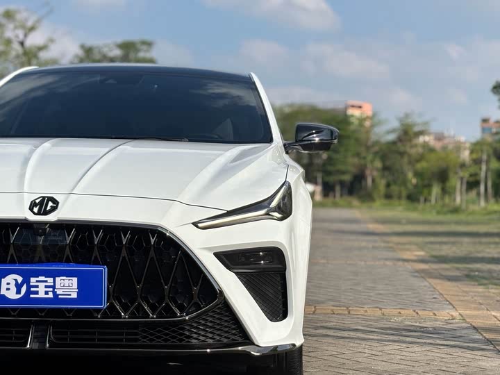 2022 MG Motor 5 Scorpio