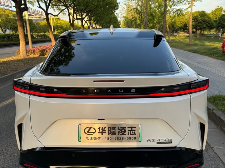 Lexus RZ 2023 2023款 450e 四驱纵领版