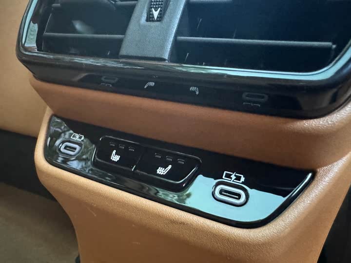 Lexus RZ 2023 2023款 450e 四驱纵领版