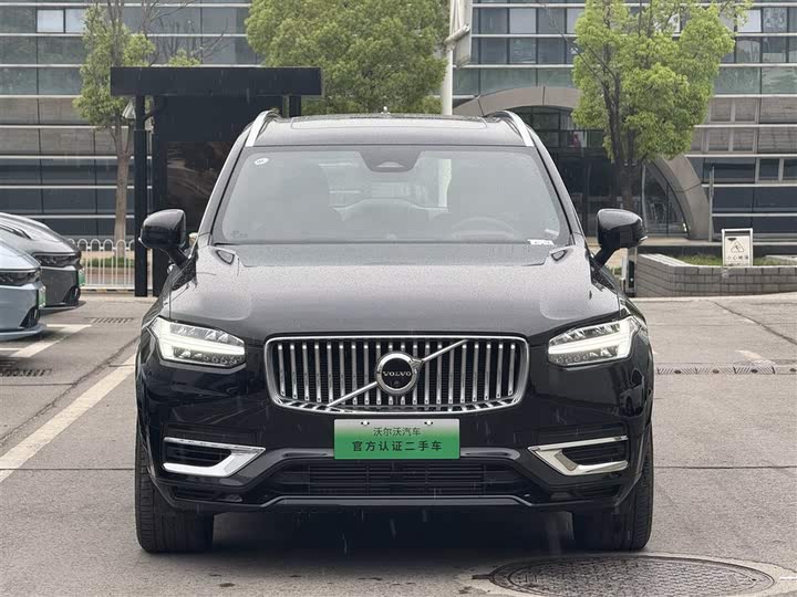 Volvo XC90 Hybrid 2023 2023款 T8 RECHARGE 智尊豪华版 7座