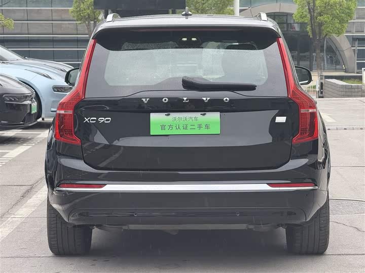 Volvo XC90 Hybrid 2023 2023款 T8 RECHARGE 智尊豪华版 7座