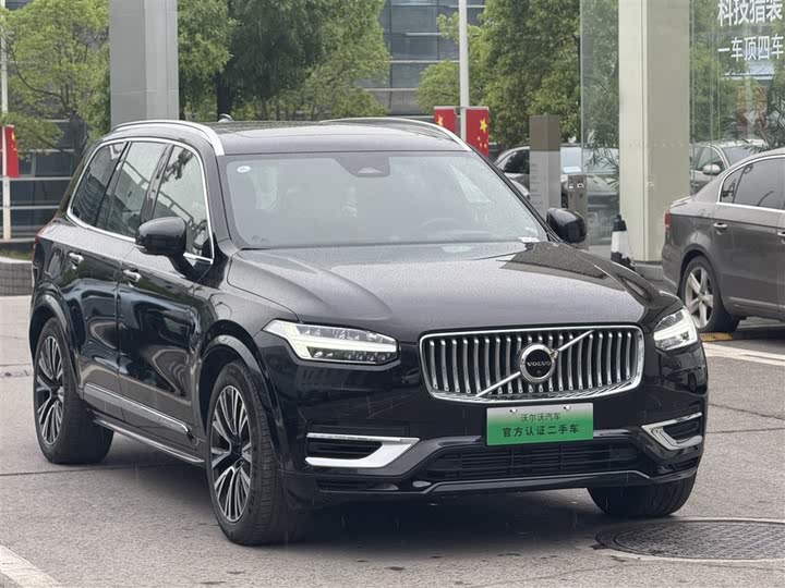 Volvo XC90 Hybrid 2023 2023款 T8 RECHARGE 智尊豪华版 7座