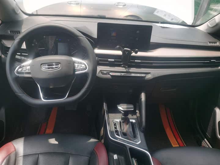 Geely Vision X3 2021 2021款 PRO 1.5L CVT尊贵型