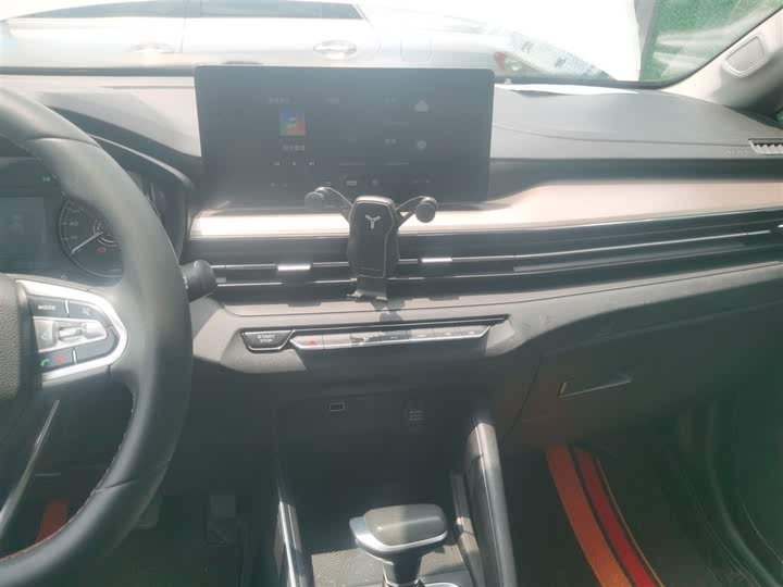 Geely Vision X3 2021 2021款 PRO 1.5L CVT尊贵型