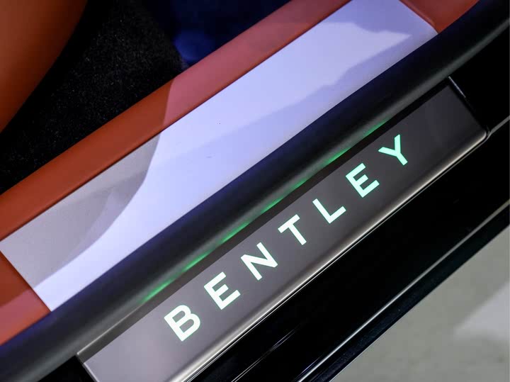 Bentley Flying Spur 2024 2024款 4.0T V8 标准版