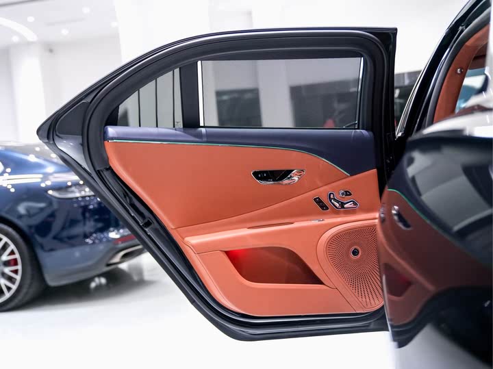 Bentley Flying Spur 2024 2024款 4.0T V8 标准版