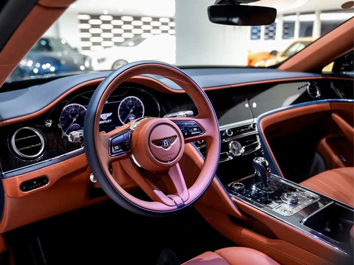 Bentley Flying Spur 2024 2024款 4.0T V8 标准版