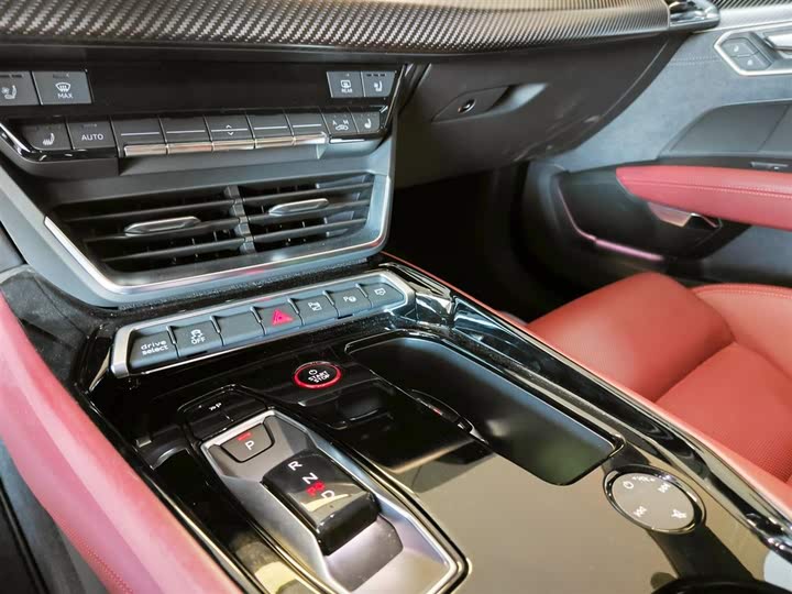 Audi RS e-tron GT 2023 2023款 基本型