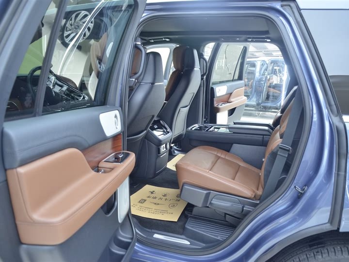 Lincoln Navigator 2022 2022款 3.5T 尊耀版