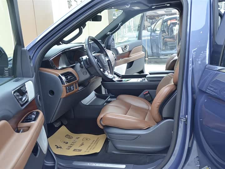 Lincoln Navigator 2022 2022款 3.5T 尊耀版