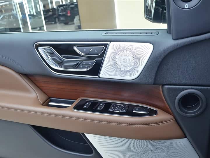 Lincoln Navigator 2022 2022款 3.5T 尊耀版