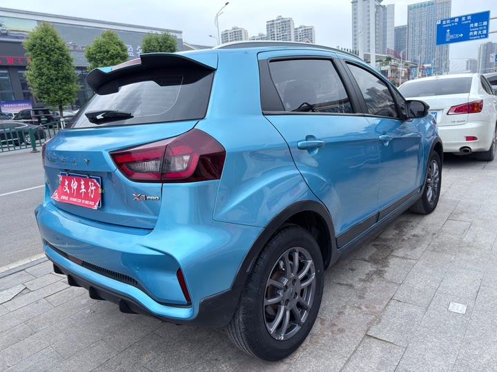 Geely Vision X3 2021 2021款 PRO 1.5L CVT尊贵型