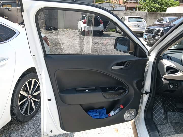 Ora White Cat 2022 2022款 小野猫版 360km 豪华型 三元锂