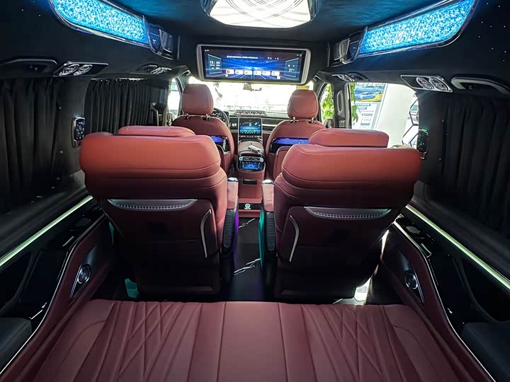 Mercedes-Benz Vito 2024 2024款 2.0T 商务版 7座