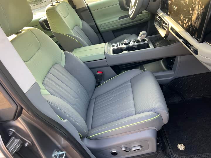 BAIC Beijing BJ40 2024 2024款 2.0T 全新环塔冠军版