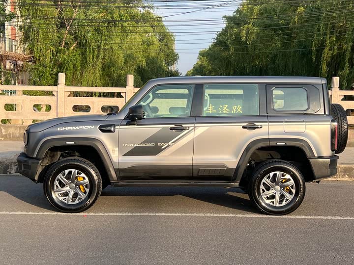 BAIC Beijing BJ40 2024 2024款 2.0T 全新环塔冠军版