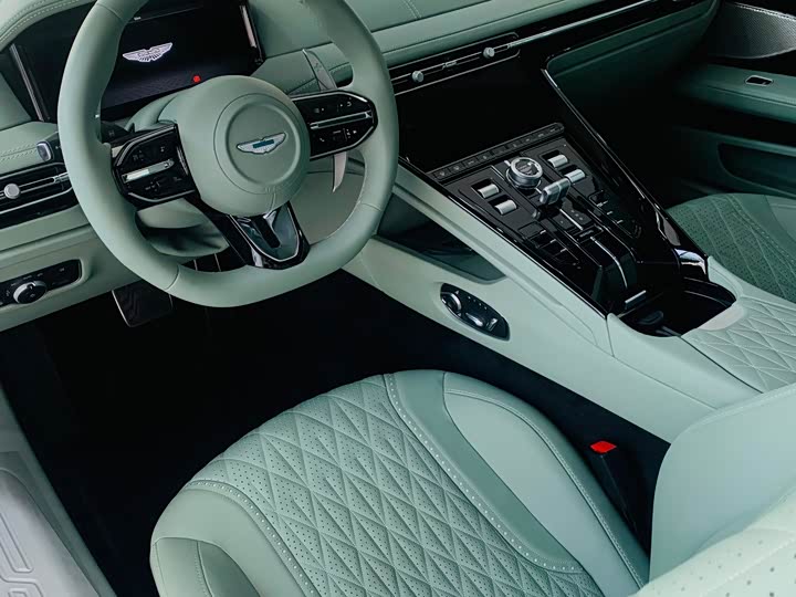 Aston Martin DB12 2025 2025款 4.0T V8 Coupe