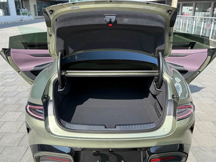 Xiaomi SU7 2024 2024款 后驱长续航智驾版