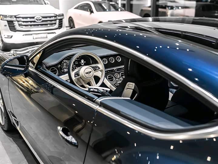 Bentley Continental GT 2022 2022款 4.0T GT V8