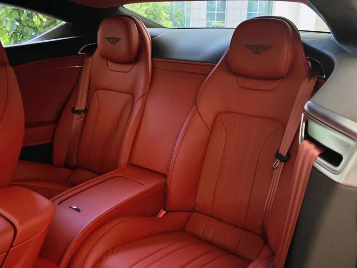 2024 Bentley Continental GT