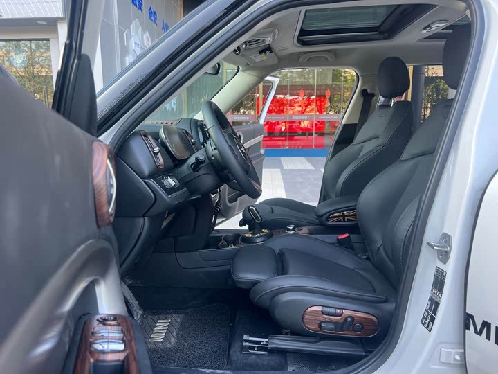 Mini Countryman 2023 2023款 1.5T COOPER ALL4 不羁特别版