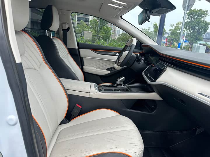 Dongfeng Aeolus Yixuan Max 2022 2022款 1.5T 超帅潮爸版