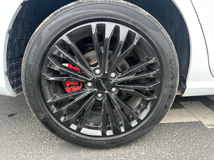 Dongfeng Aeolus Yixuan Max 2022 2022款 1.5T 超帅潮爸版