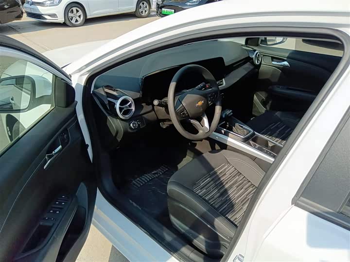 Chevrolet Monza 2024 2024款 1.5L 双离合乐享版
