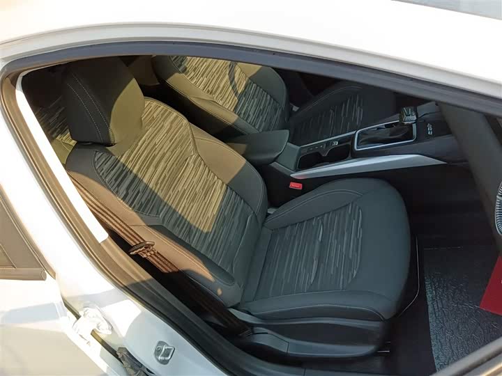 Chevrolet Monza 2024 2024款 1.5L 双离合乐享版