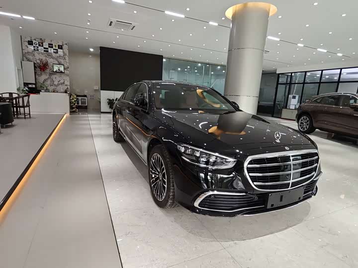 Mercedes-Benz S-Class Hybrid 2024 2024款 S 450 e L 插电式混合动力轿车