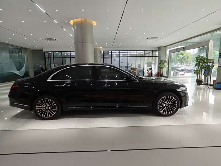 Mercedes-Benz S-Class Hybrid 2024 2024款 S 450 e L 插电式混合动力轿车