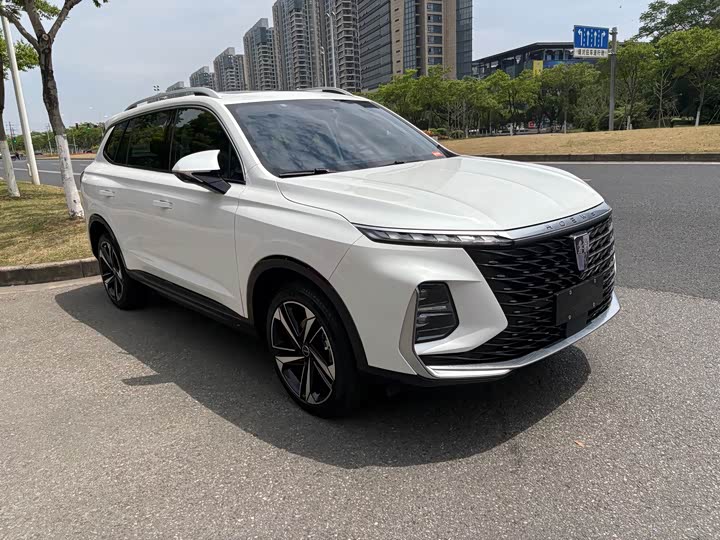 Roewe RX5 Max 2022 2022款 2.0T 自动有为尊荣版