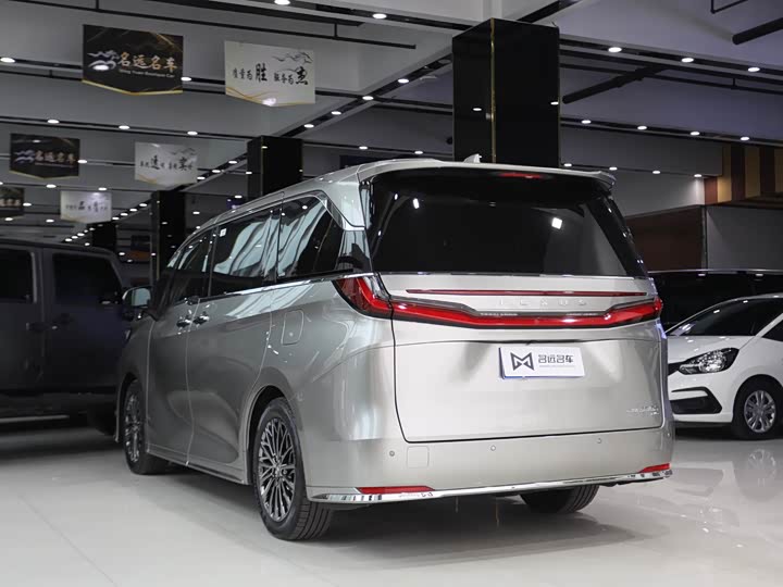 Lexus LM 2023 2023款 350h 七座隽雅版