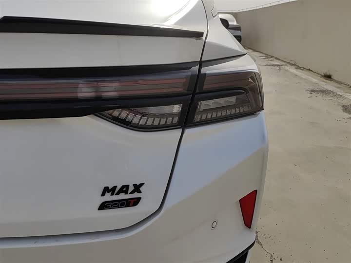 Dongfeng Aeolus Yixuan Max 2022 2022款 1.5T 超帅潮爸版