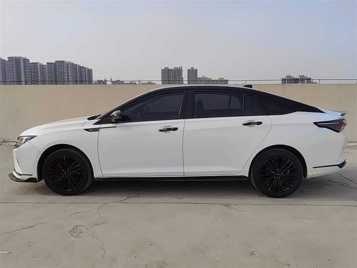 Dongfeng Aeolus Yixuan Max 2022 2022款 1.5T 超帅潮爸版