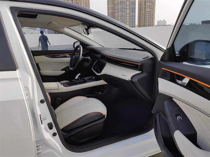 Dongfeng Aeolus Yixuan Max 2022 2022款 1.5T 超帅潮爸版