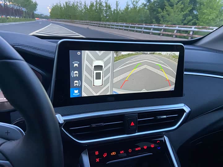 Maxus G50 2023 2023款 PLUS 1.5T 自动护航版