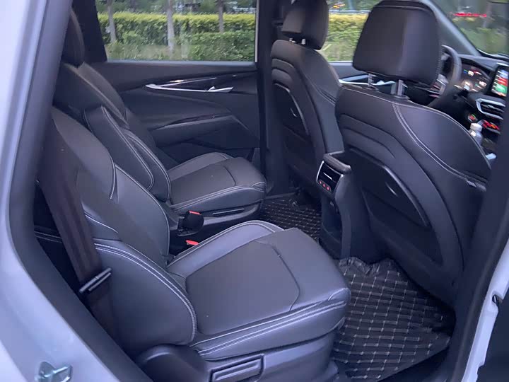 Maxus G50 2023 2023款 PLUS 1.5T 自动护航版