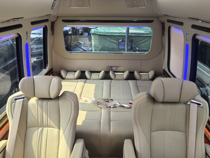 Toyota Coaster 2019 2019款 4.0L豪华车GRB53L-ZCMEK 20座9GR