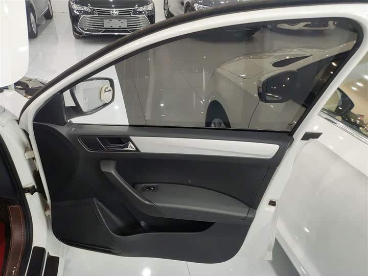 Skoda Rapid 2020 2020款 1.5L 自动舒适版