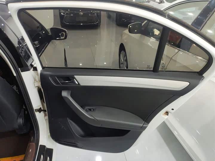 Skoda Rapid 2020 2020款 1.5L 自动舒适版