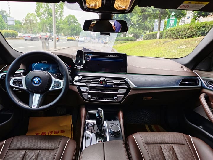 BMW 5 Series Hybrid 2022 2022款 535Le M运动套装