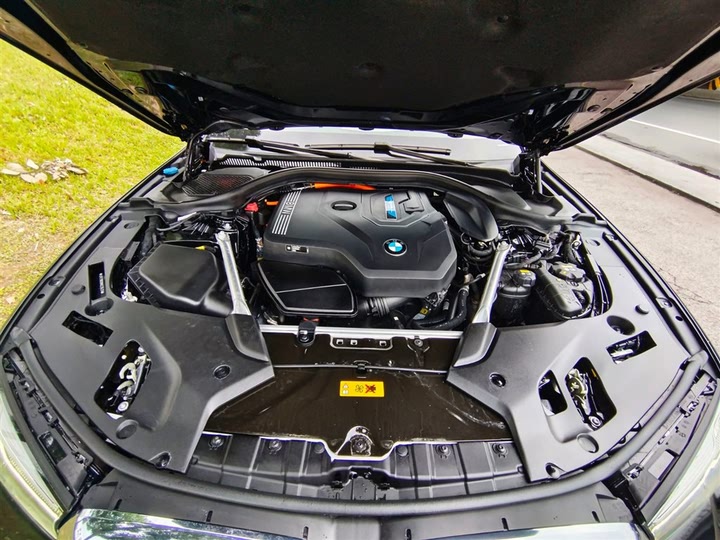 BMW 5 Series Hybrid 2022 2022款 535Le M运动套装