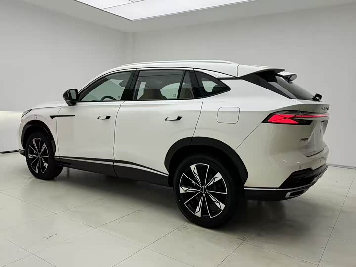 Roewe RX5 Hybrid 2023 2023款 eRX5 超混优越版